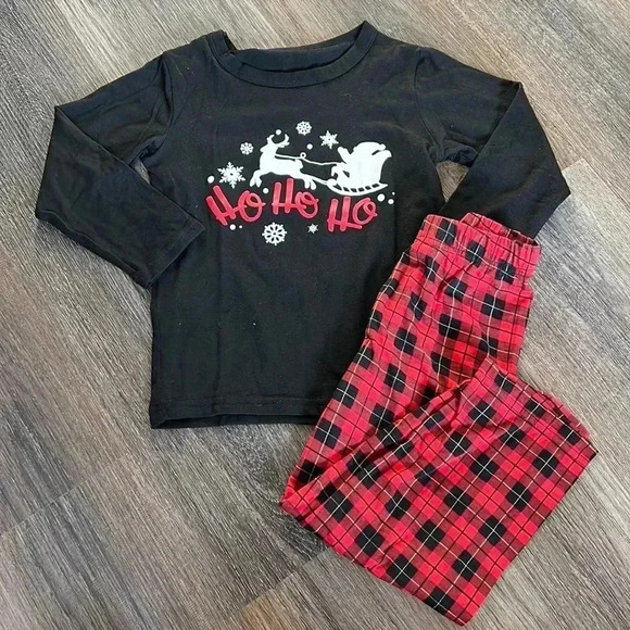 (1)Christmas  pjs - Picture 1 of 1